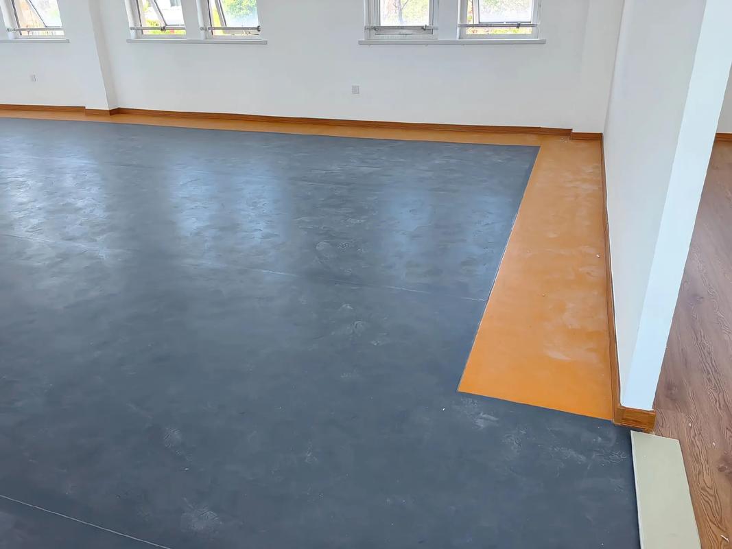 5.0運動塑膠地板 健身房